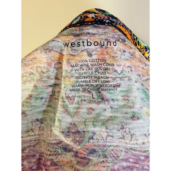 STUNNING! Ladies PATCH BATIK pullover top(90) - Picture 3 of 10